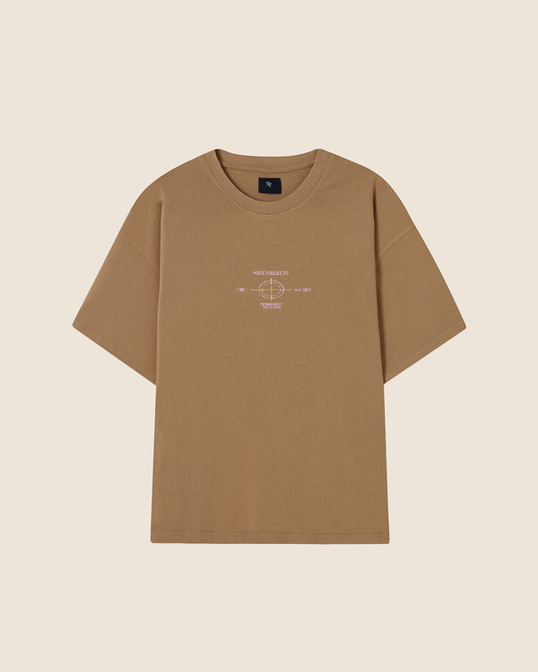 PERMANENT VACATION TEE CAMEL
