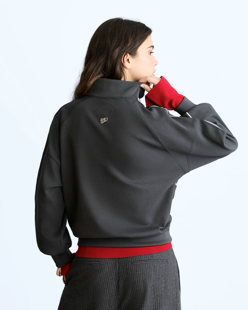 WOMAN [Model is 1.74 m / 5’9” wearing size S]