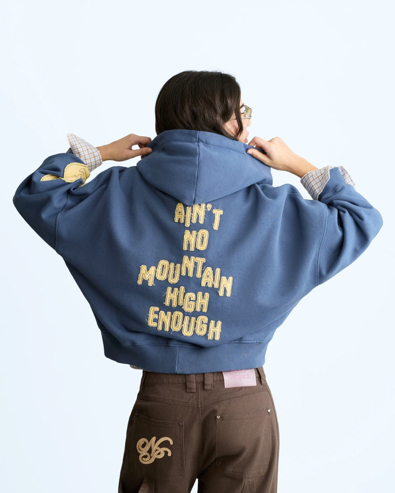 WOMAN [Model is 1.74 m / 5’9” wearing size S]