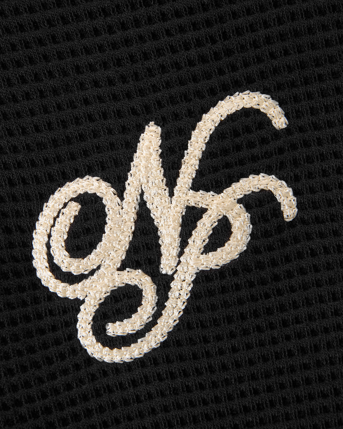 Camiseta Manga Larga Versailles Negra