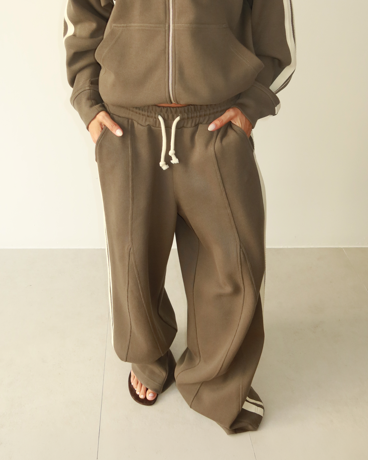 Ying Yang Sweatpants Green