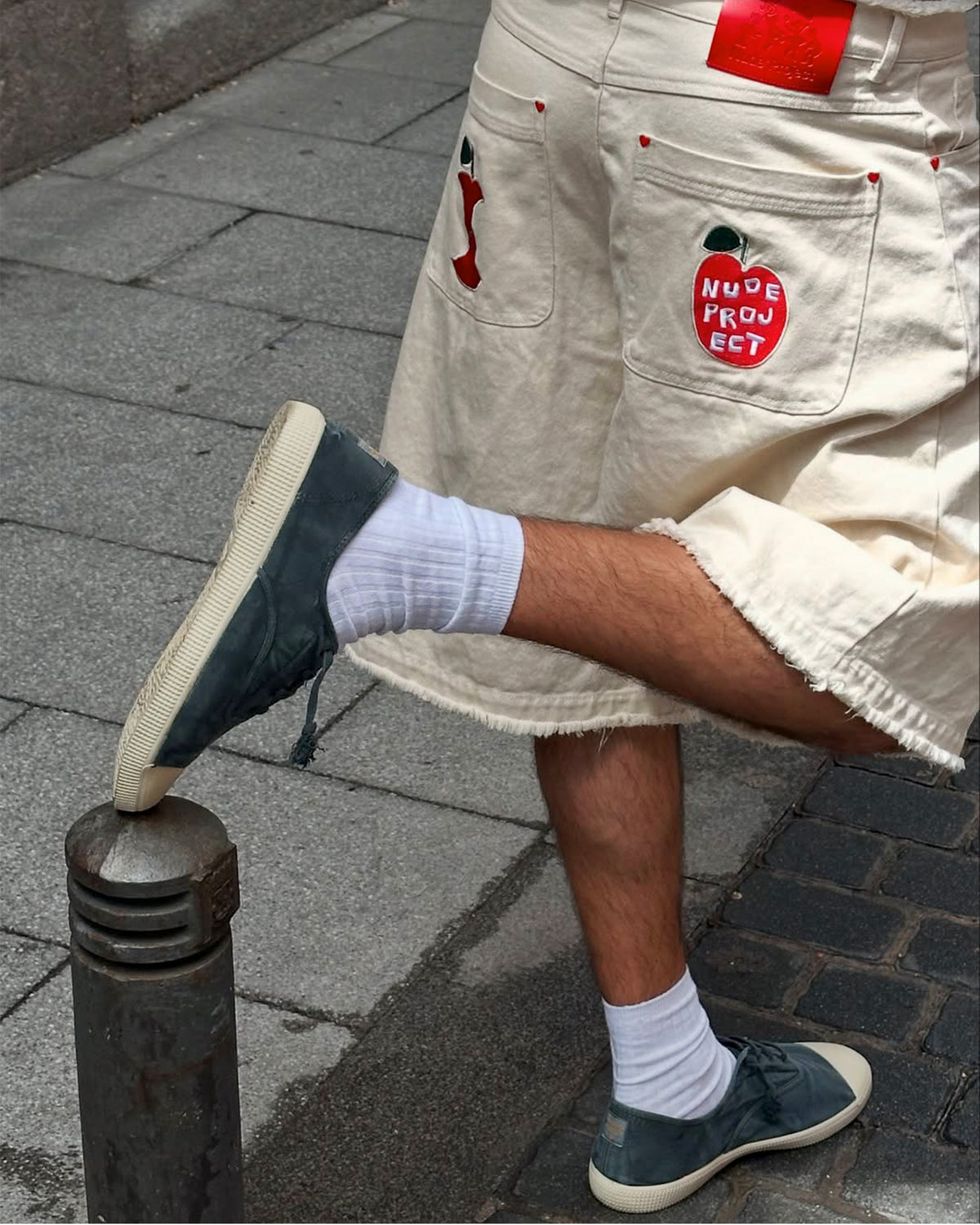 Pantalón Corto Apple Crew Denim Raw