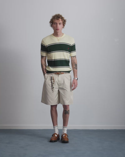 MAN [Model is 190 cm / 6’3” wearing size L]