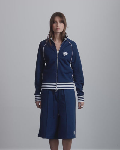 WOMAN [Model is 173 cm / 5’8” wearing size S]