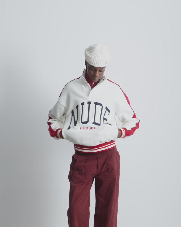 WOMAN [Model is 1.78 m / 5’10” wearing size S]