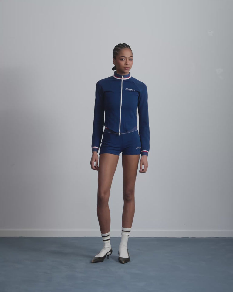 WOMAN [Model is 177 cm / 5’10” wearing size S]